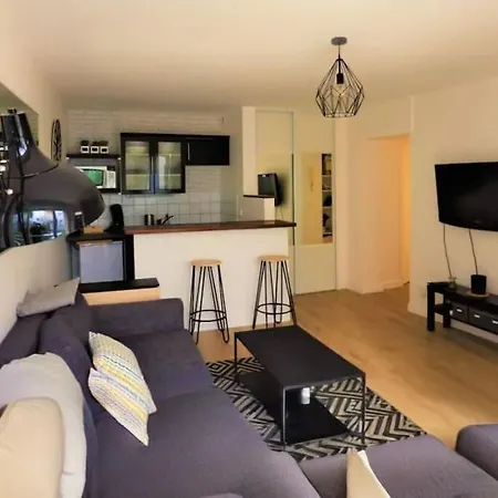 Chez Leo & Julie Caen