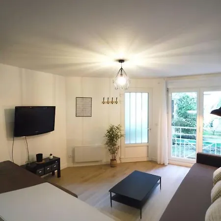 Apartment Chez Leo & Julie *